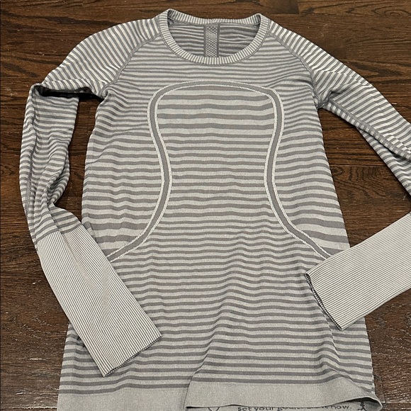 LULULEMON SWIFTLY TECH HEATHERED SLATE - Picture 3 of 5